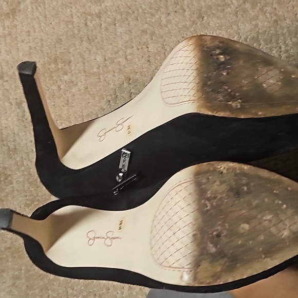 Booties/ ankle boots heels. - Picture 4 of 7